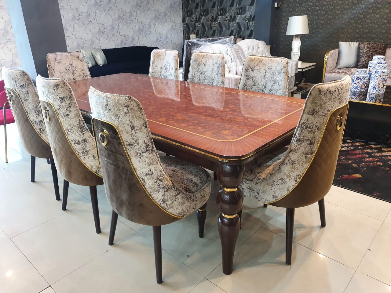 WhatsApp Image 2025-11-28 at 23.37.33_37ef1ea5